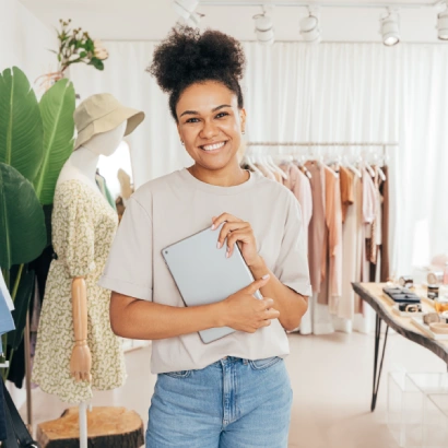 empleada tiendas de ropa